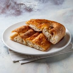 Peynirli Kol Böreği