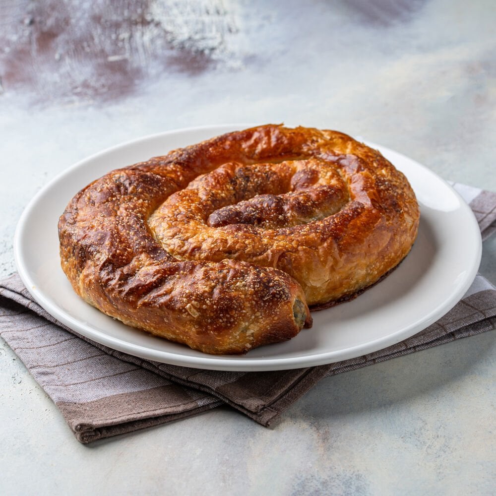 Kıymalı Kol Böreği