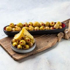 Biberli Yeşil Zeytin