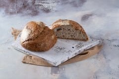 Ekşi Mayalı Chia Tohumlu Ekmek