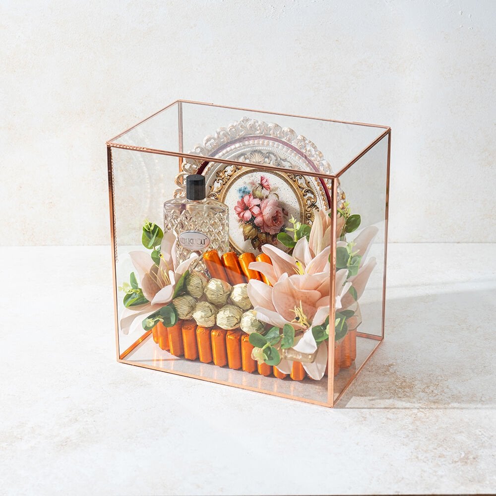 El Yapımı Boyama Tepsili Çikolata Sandığı 2